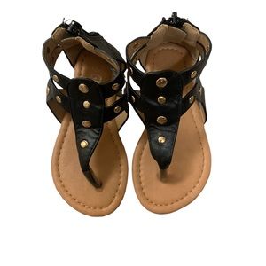 🚨5 for $25 Special Sale item🚨Glitz n Glam Size Sandals 7